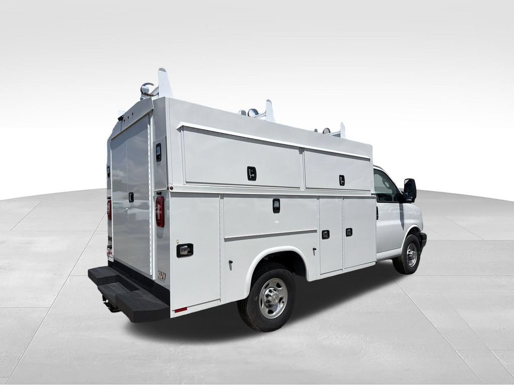 New 2025 Chevrolet Express 3500 w/ Power Convenience Package RWD image 8