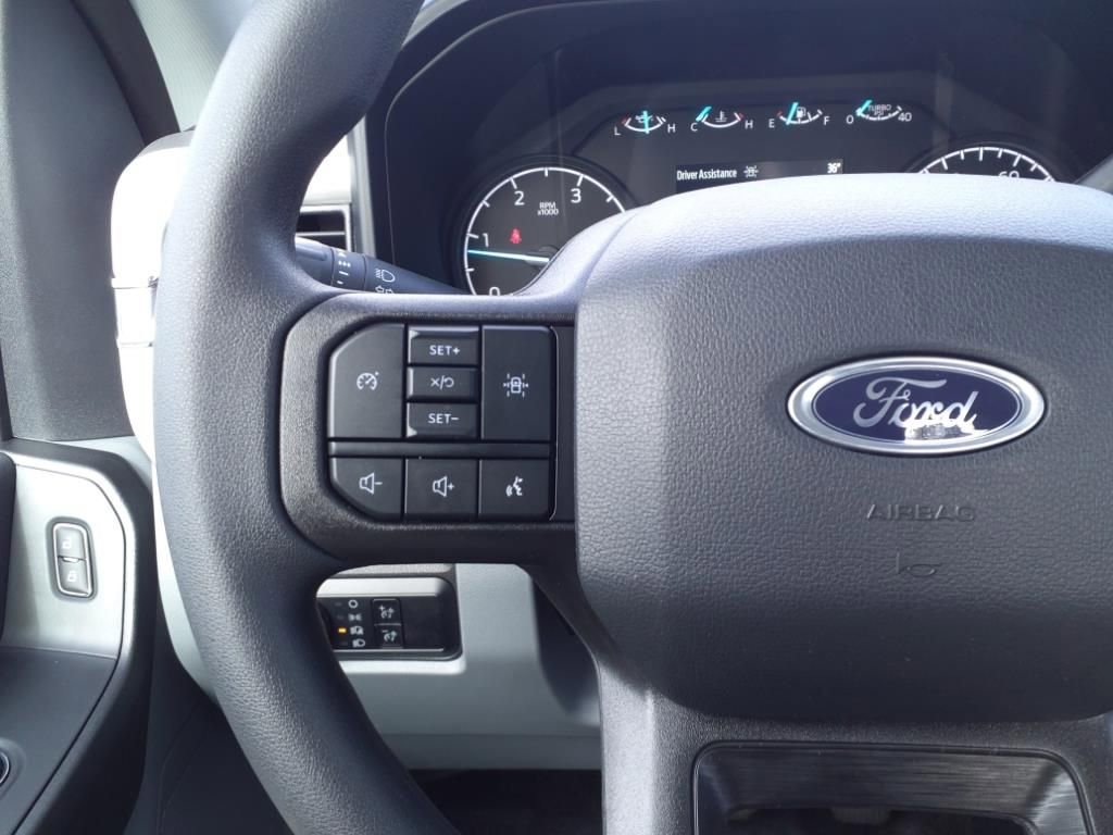 New 2024 Ford F550 4x4 Regular Cab Super Duty image 12