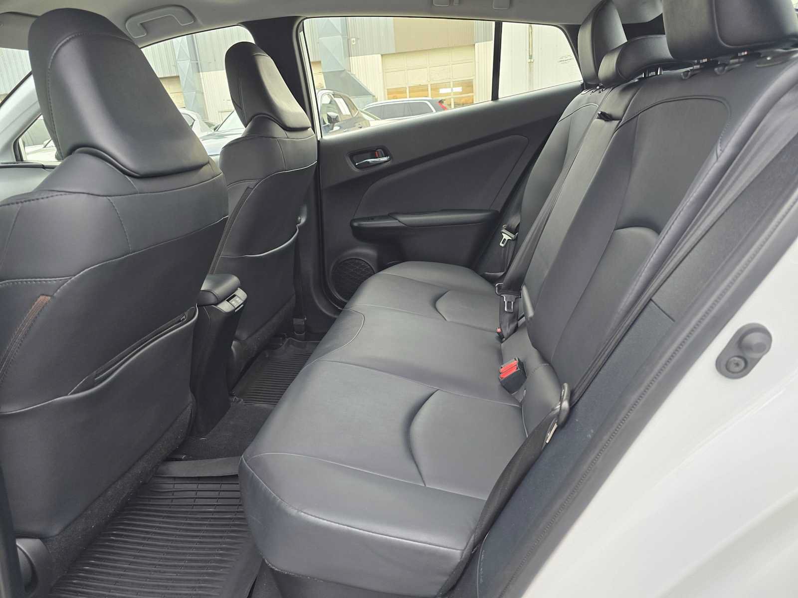Used 2022 Toyota Prius AWD image 15