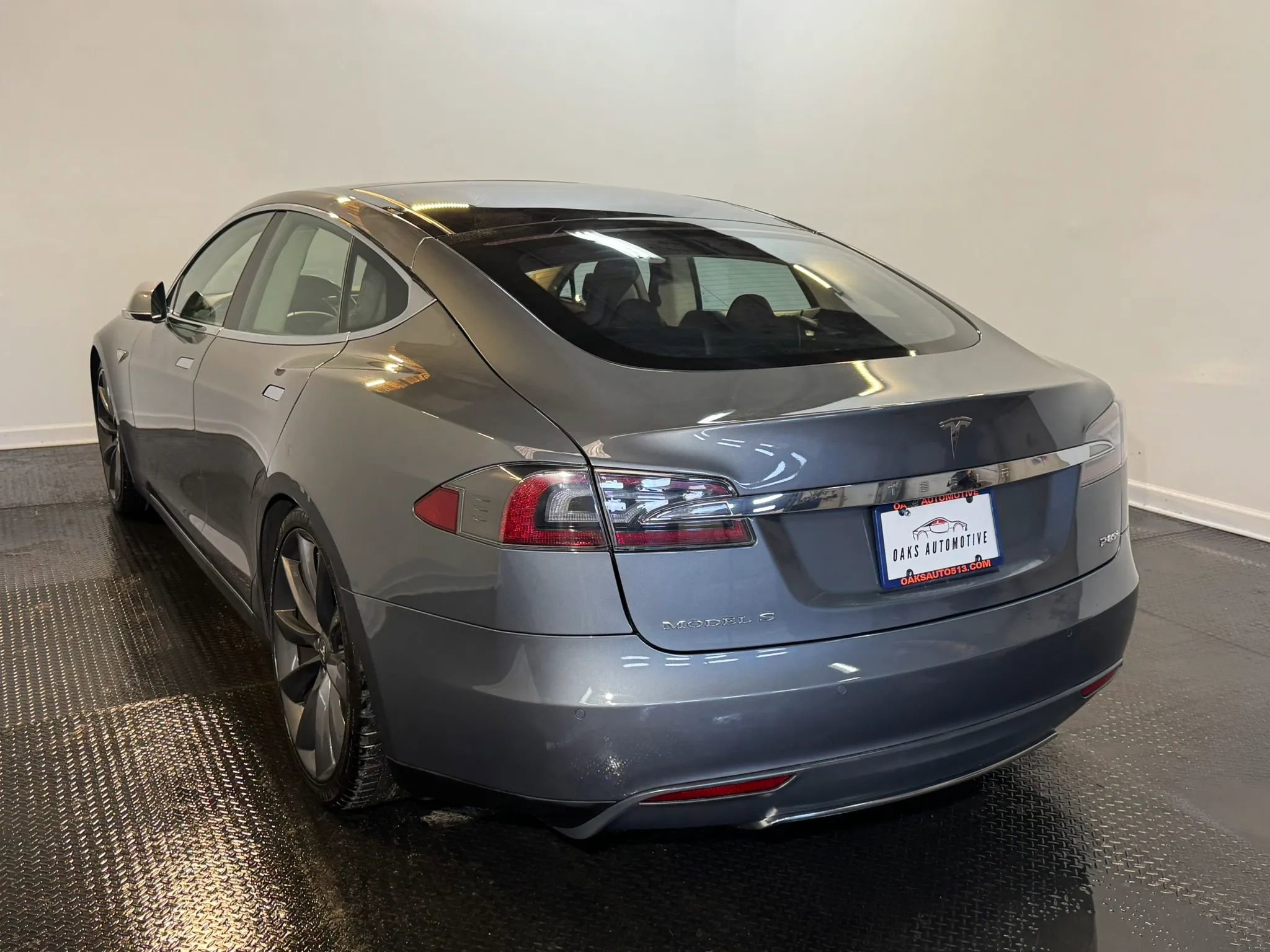 Used 2013 Tesla Model S Performance RWD image 4