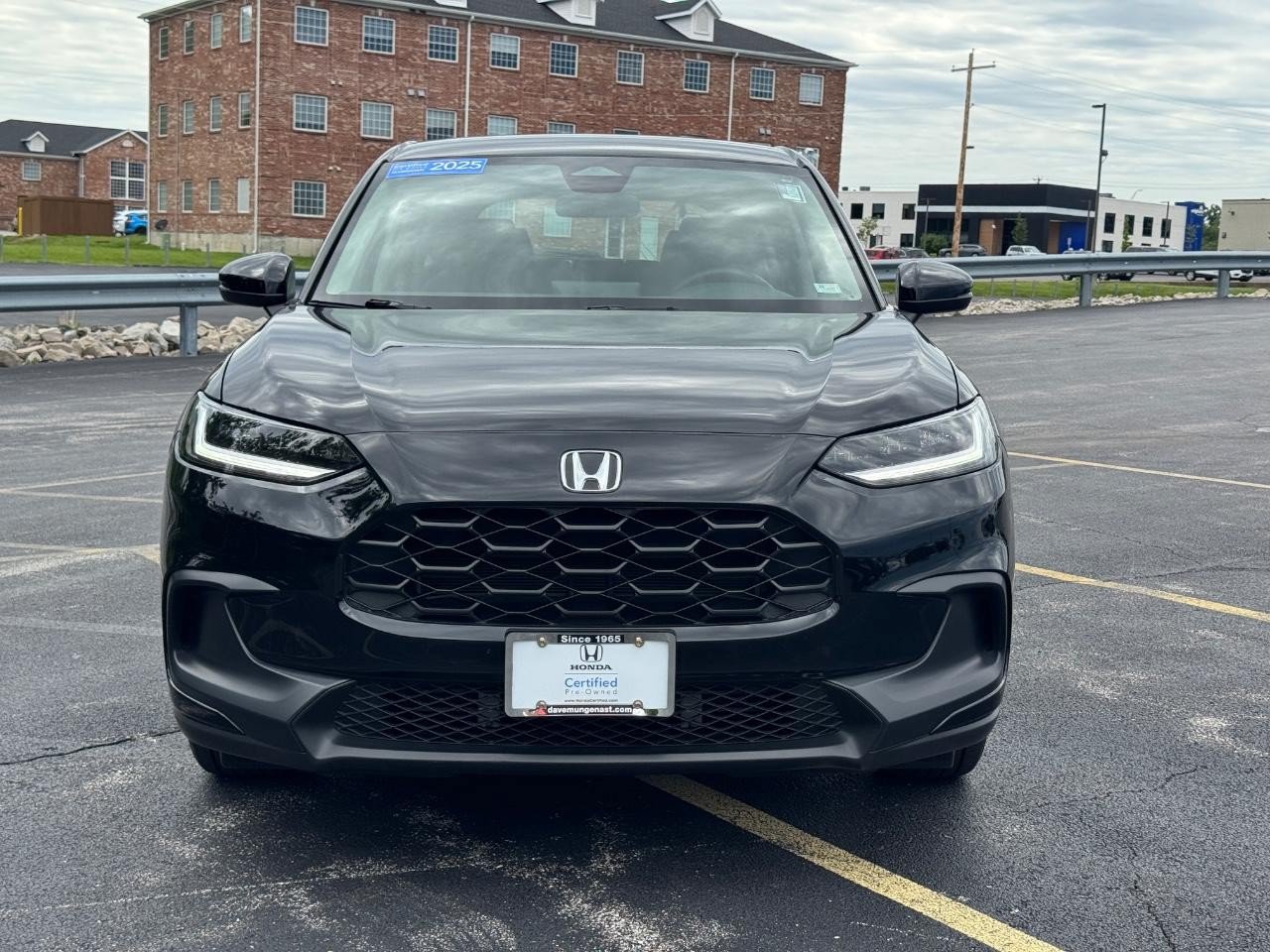 Used 2025 Honda HR-V LX image 10