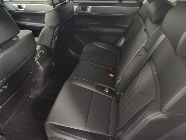Certified 2025 Hyundai Santa Fe XRT AWD/4WD image 15