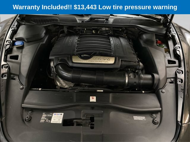 Used 2014 Porsche Cayenne Platinum Edition AWD/4WD image 12
