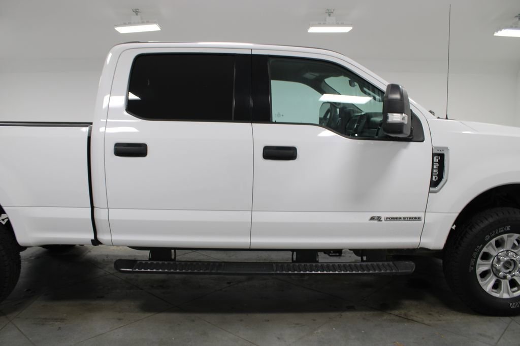 Used 2021 Ford F250 XLT w/ FX4 Off-Road Package AWD/4WD image 12