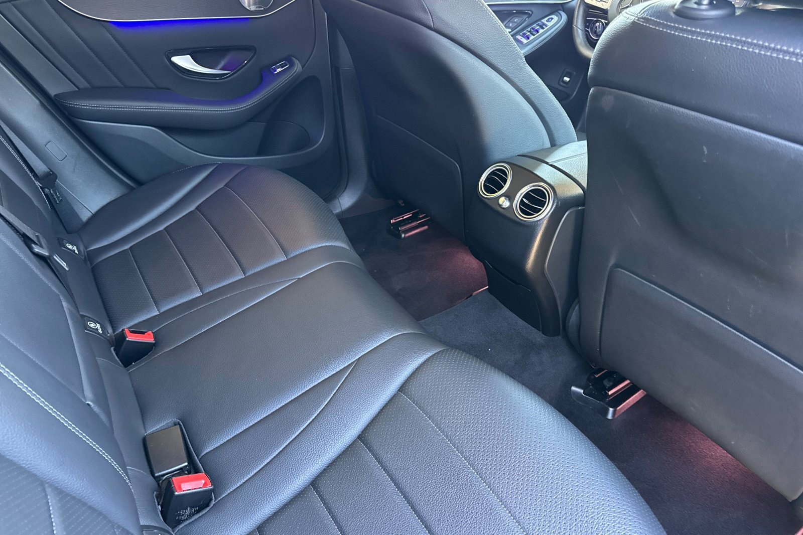 Certified 2020 Mercedes-Benz GLC 300 4MATIC image 34