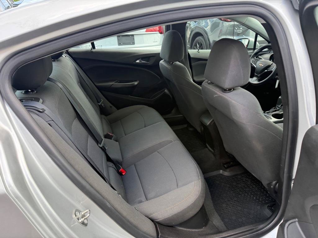 Used 2019 Chevrolet Cruze LS w/ LS Convenience Package FWD image 29