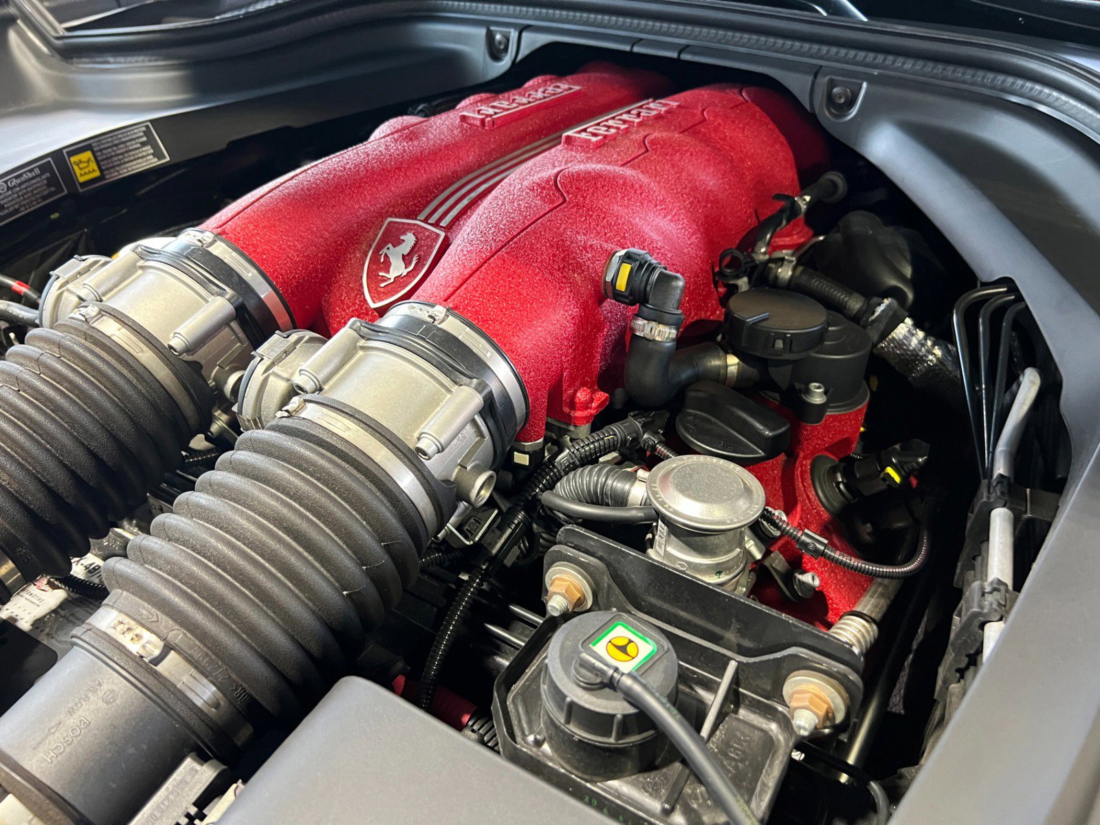 Used 2013 Ferrari California RWD image 45