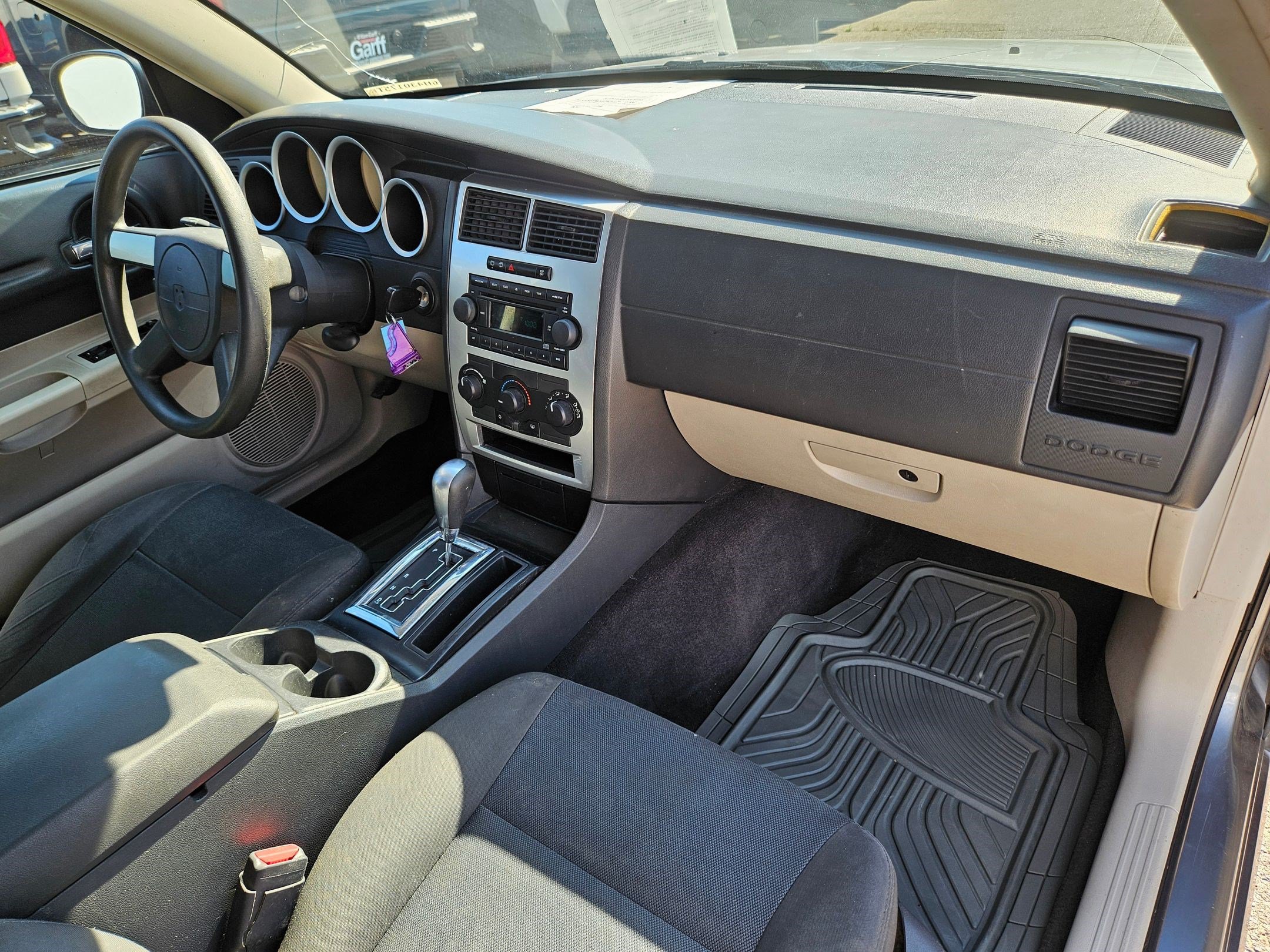 Used 2006 Dodge Magnum SXT RWD image 31