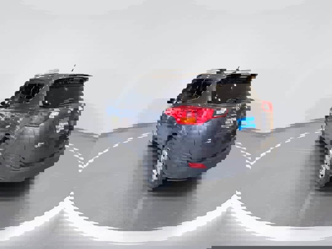 Used 2015 Toyota RAV4 XLE image 6