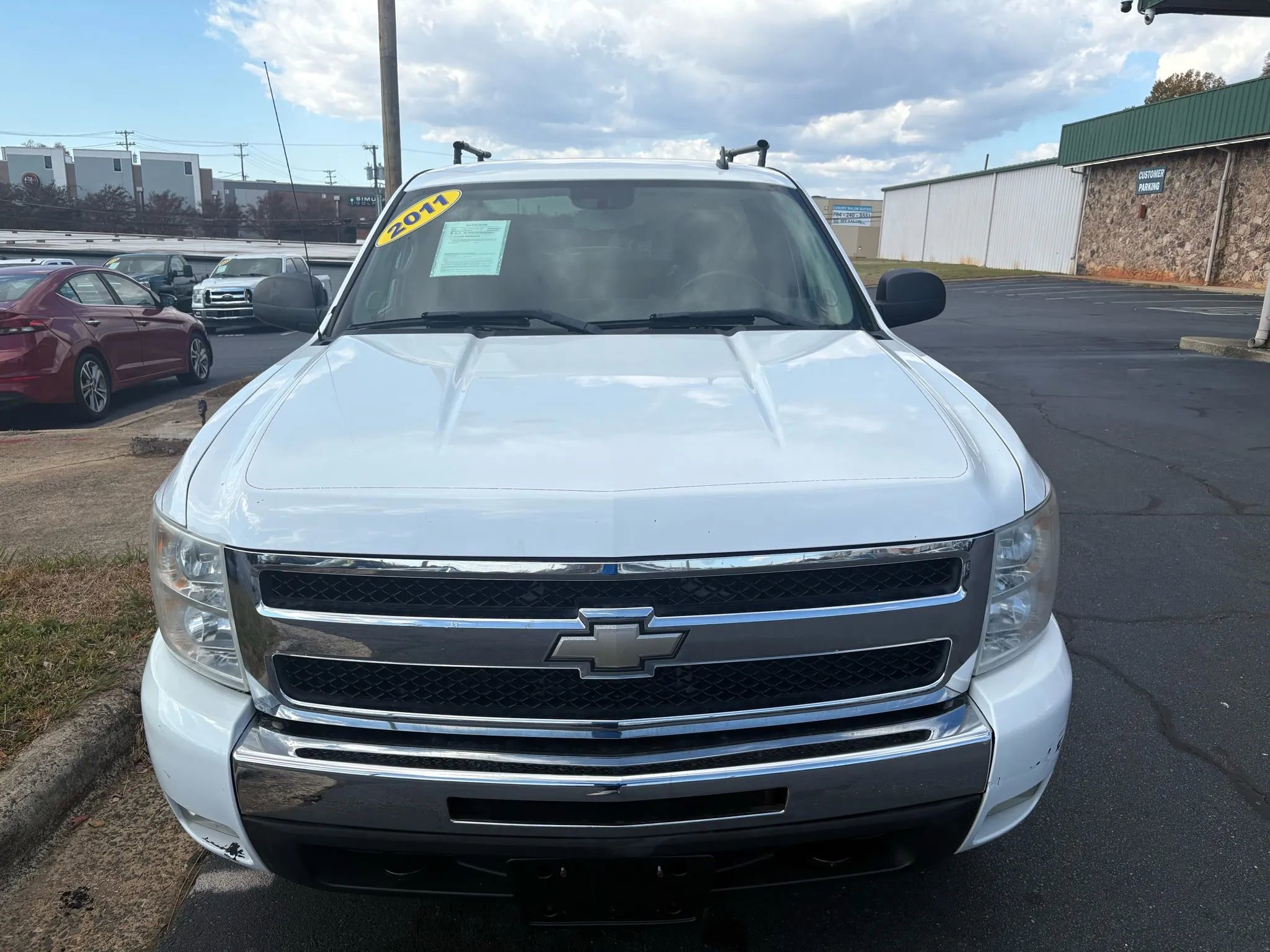 Used 2011 Chevrolet Silverado 1500 LT w/ Interior Plus Package image 2