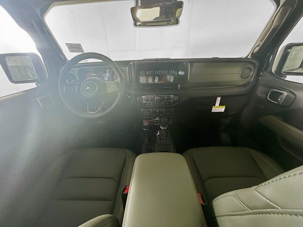 New 2026 Jeep Gladiator Mojave AWD/4WD image 9