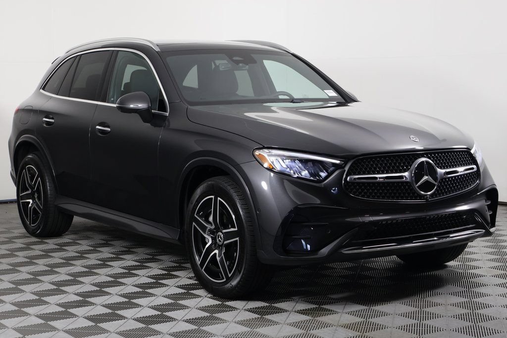 Certified 2026 Mercedes-Benz GLC 300 4MATIC image 3