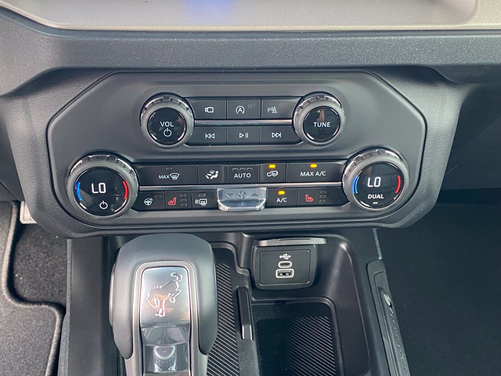 New 2026 Ford Bronco Outer Banks AWD/4WD image 18