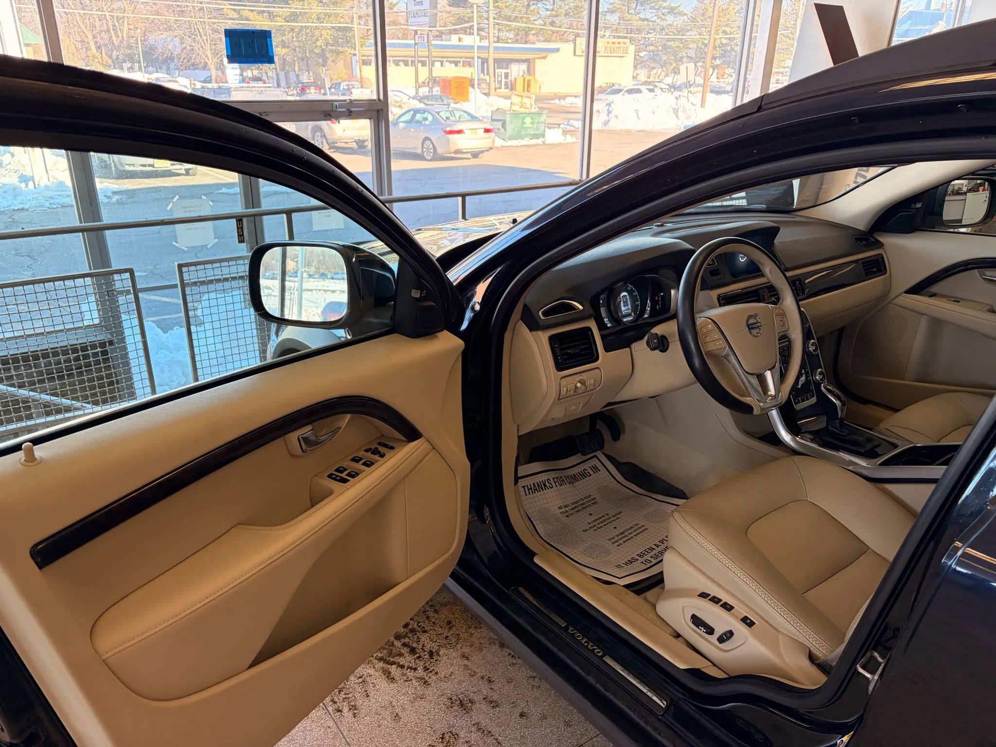 Used 2016 Volvo XC70 T5 Platinum w/ Protection Package AWD/4WD image 53