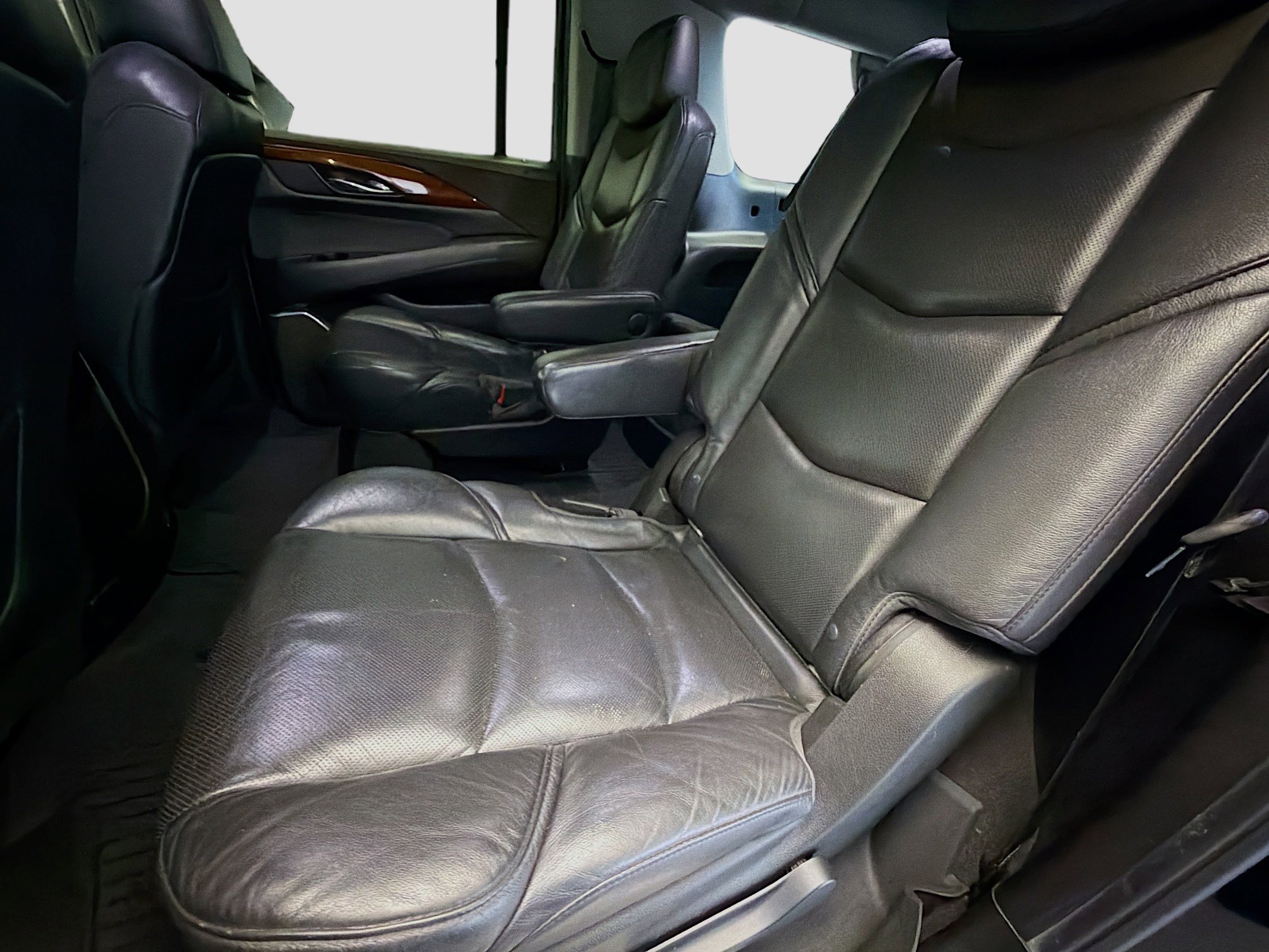 Used 2019 Cadillac Escalade ESV Luxury image 13