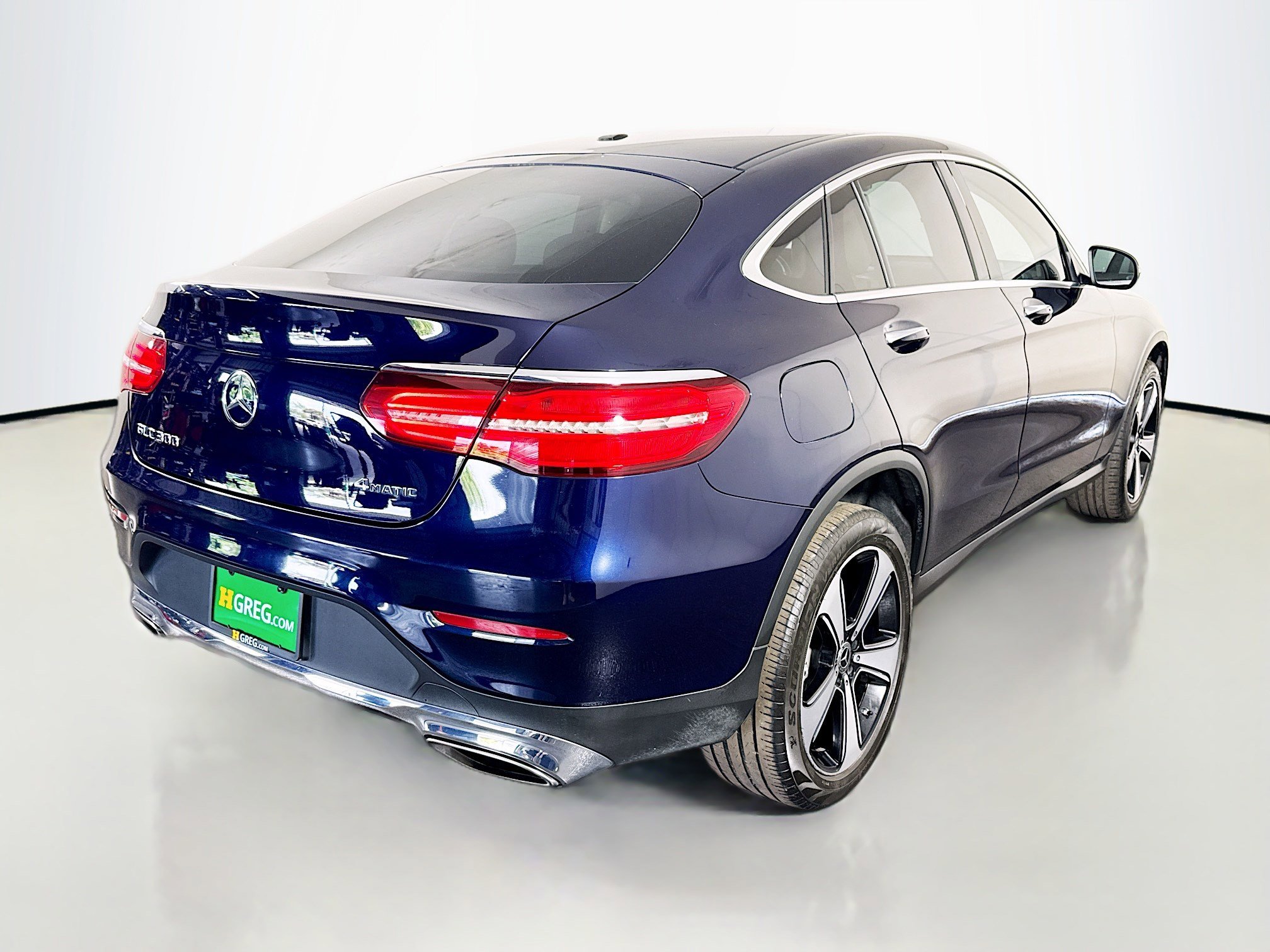 Used 2018 Mercedes-Benz GLC 300 4MATIC Coupe image 10
