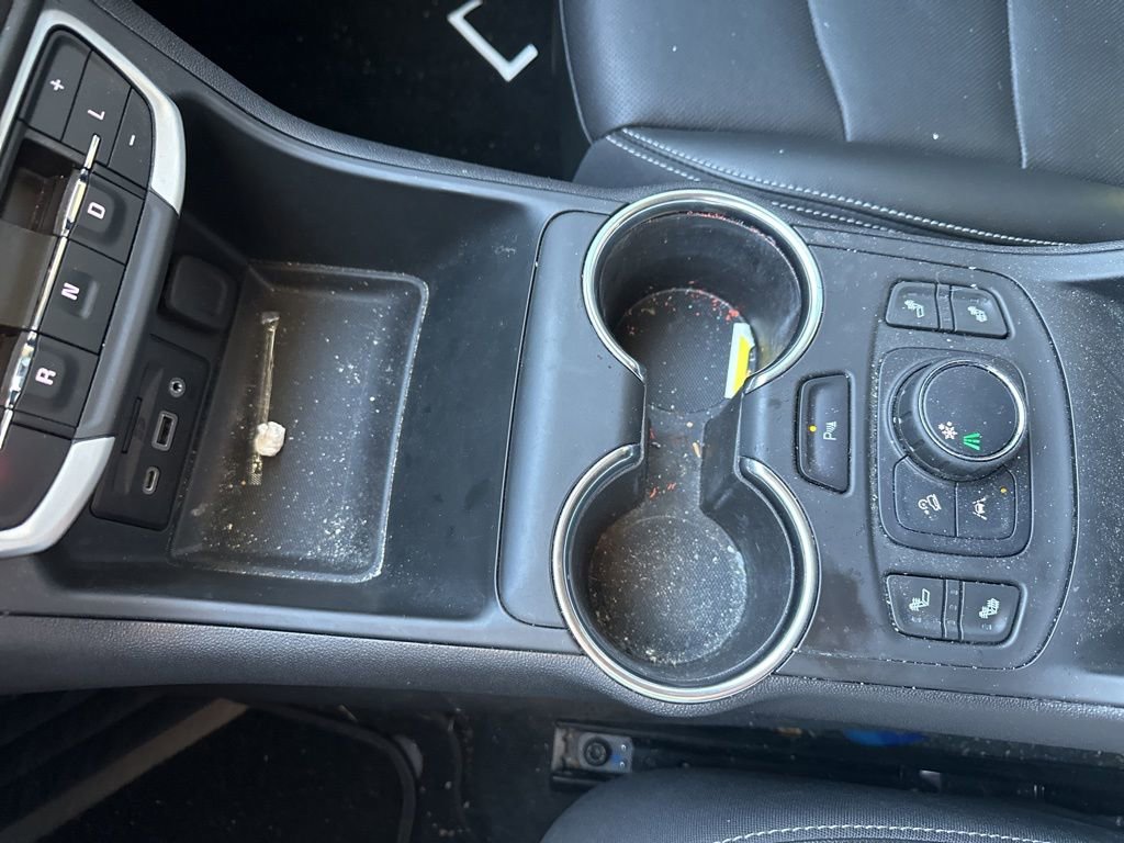 Used 2022 GMC Terrain SLT w/ Infotainment Package II image 14