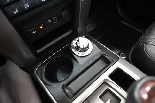 Used 2020 Toyota 4Runner Limited AWD/4WD image 22