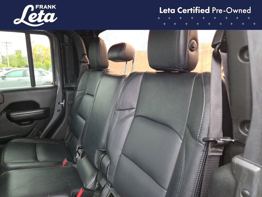 Used 2021 Jeep Gladiator Sport image 33