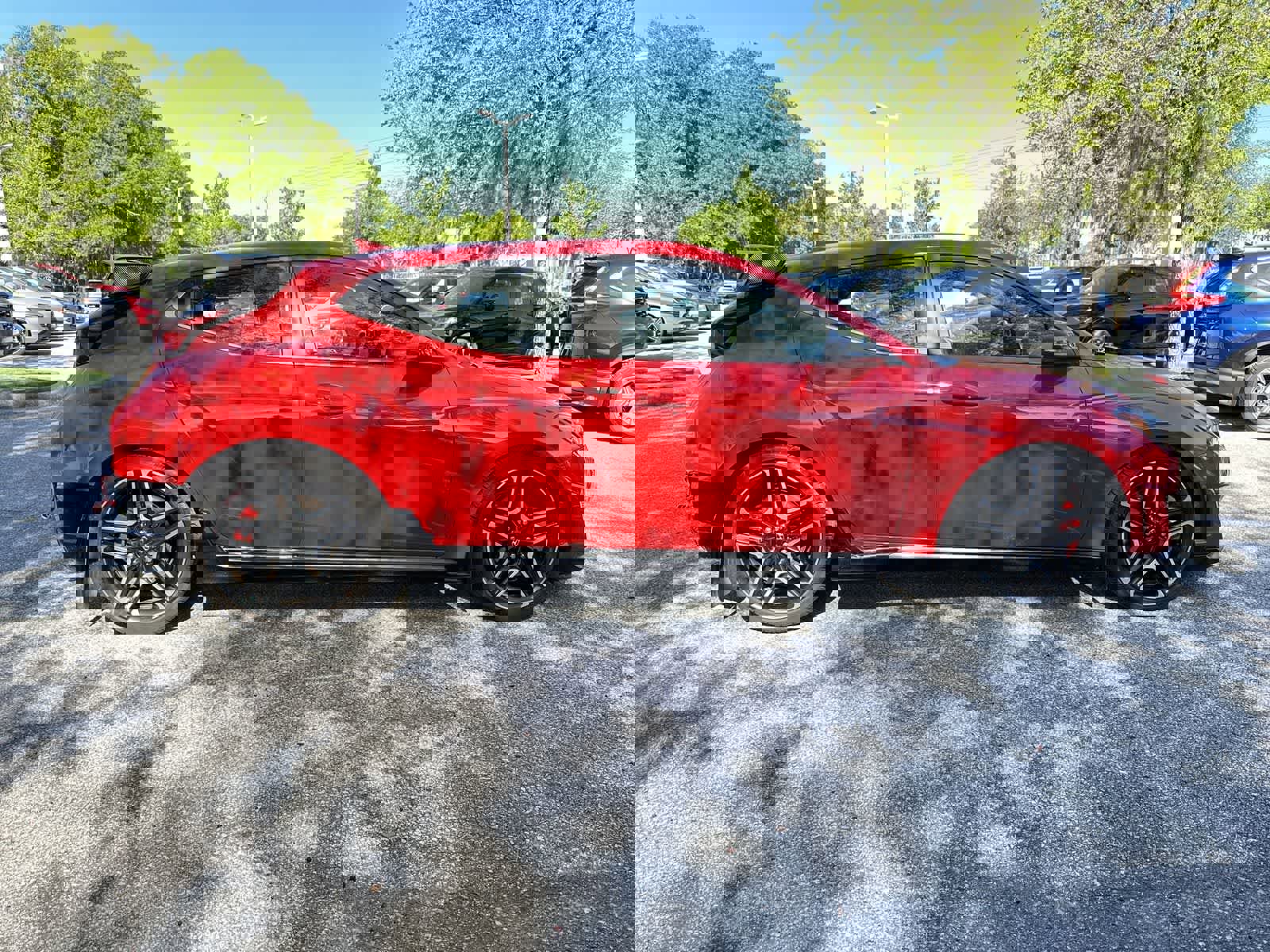 Used 2022 Hyundai Veloster N image 7