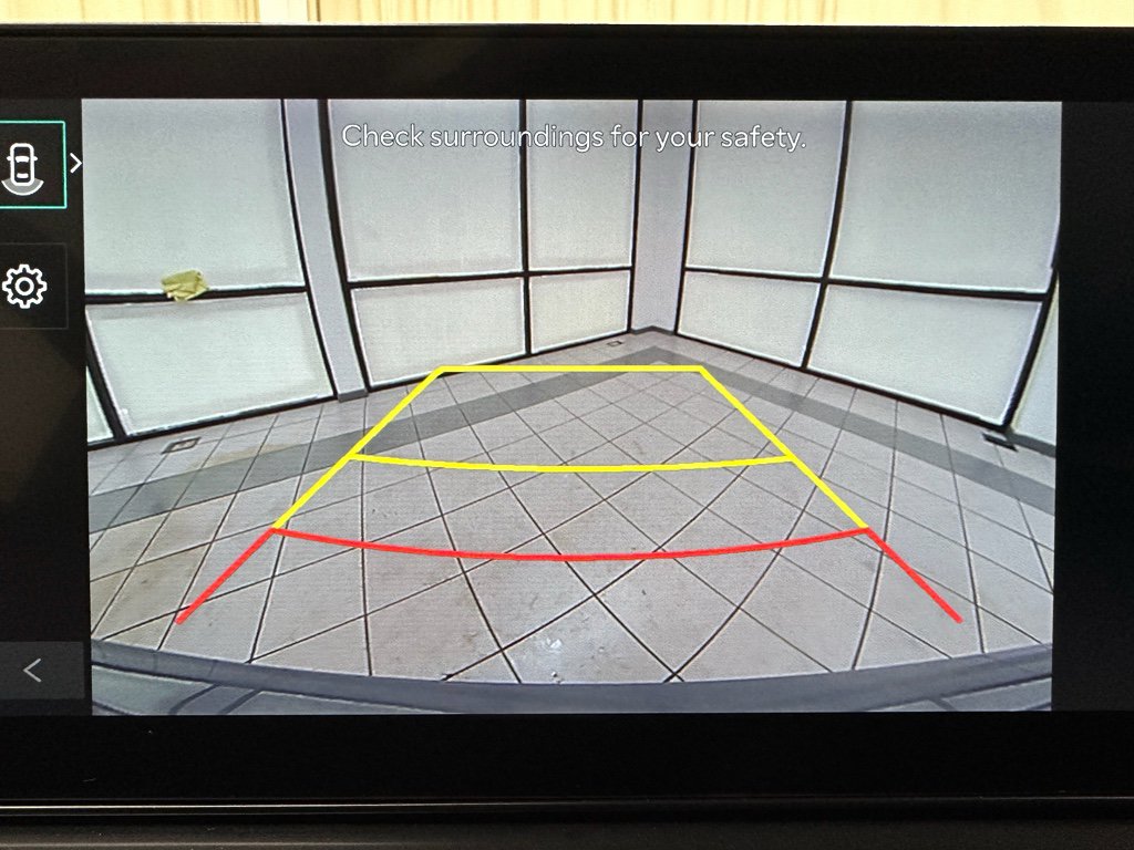 Used 2024 Kia Sorento S image 32