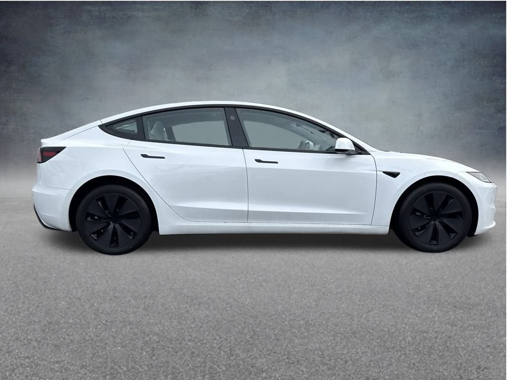 Used 2025 Tesla Model 3 Long Range image 9