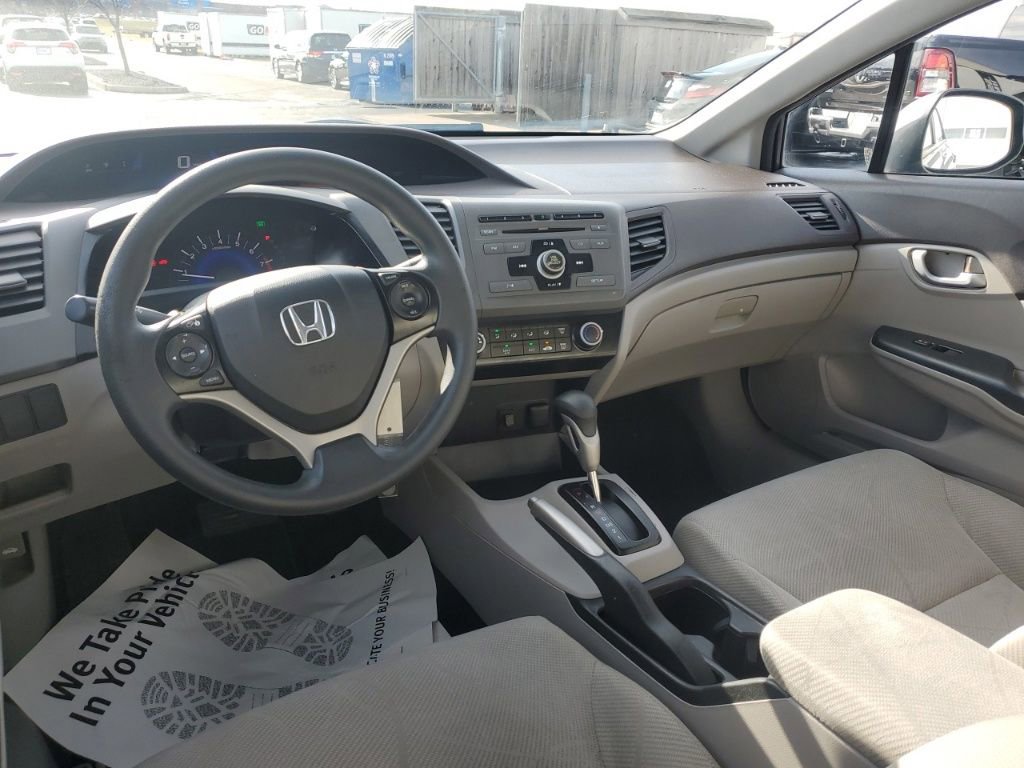 Used 2012 Honda Civic HF image 25