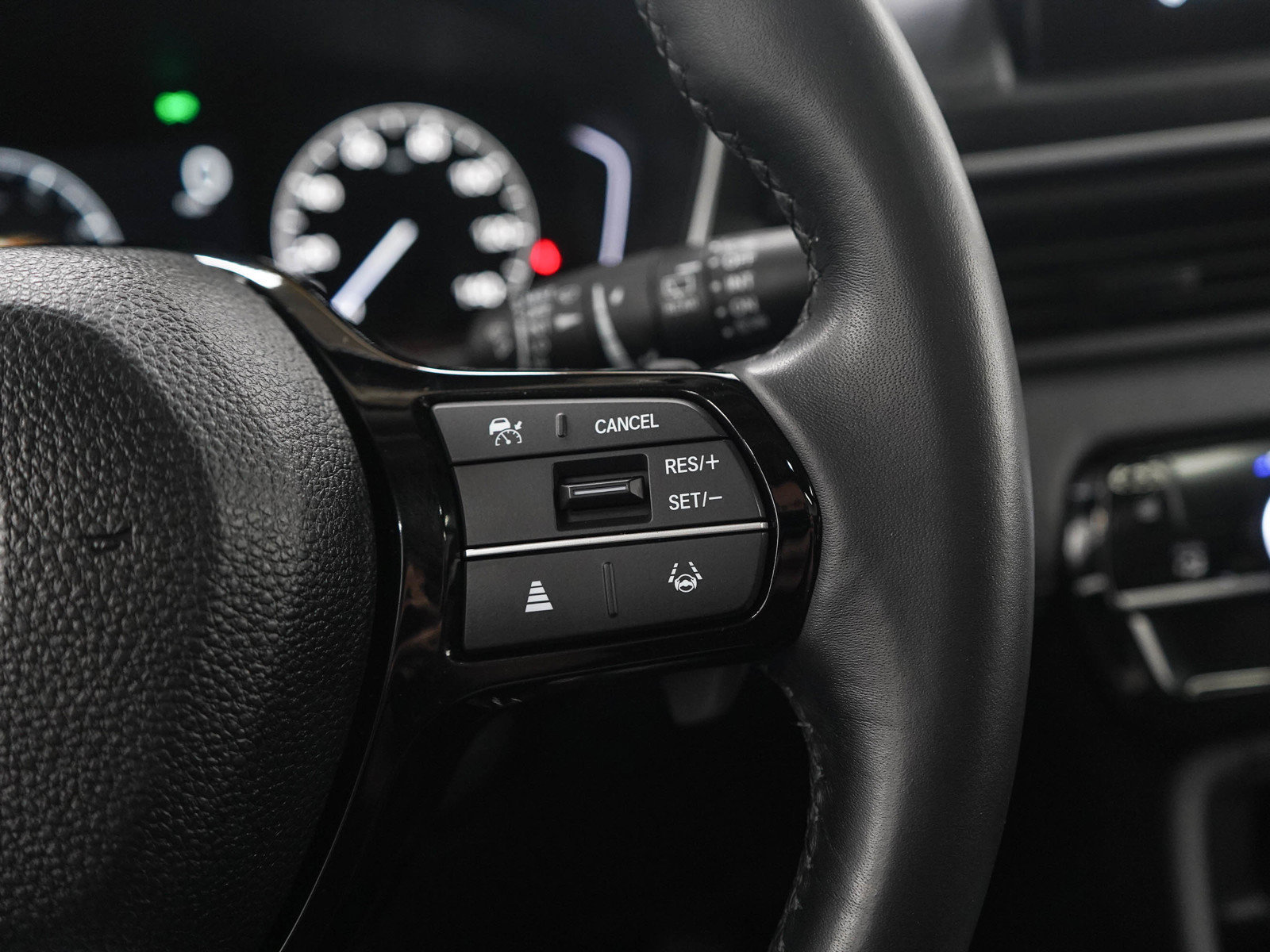 Used 2025 Honda Pilot Touring image 27
