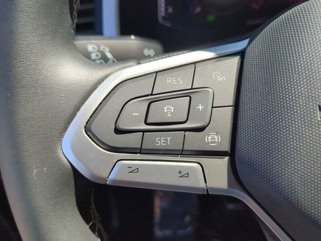 Used 2023 Volkswagen Atlas SE w/ Black Wheel Package image 27