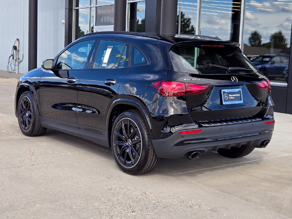 New 2026 Mercedes-Benz GLA 35 AMG 4MATIC image 12