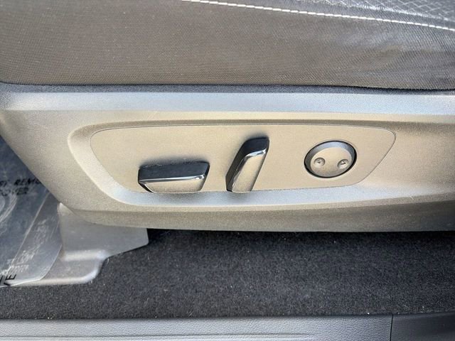 Used 2022 Nissan Pathfinder SV w/ SV Premium Package image 21