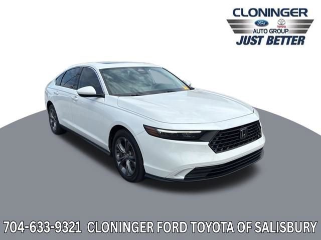 Used 2024 Honda Accord EX image 1
