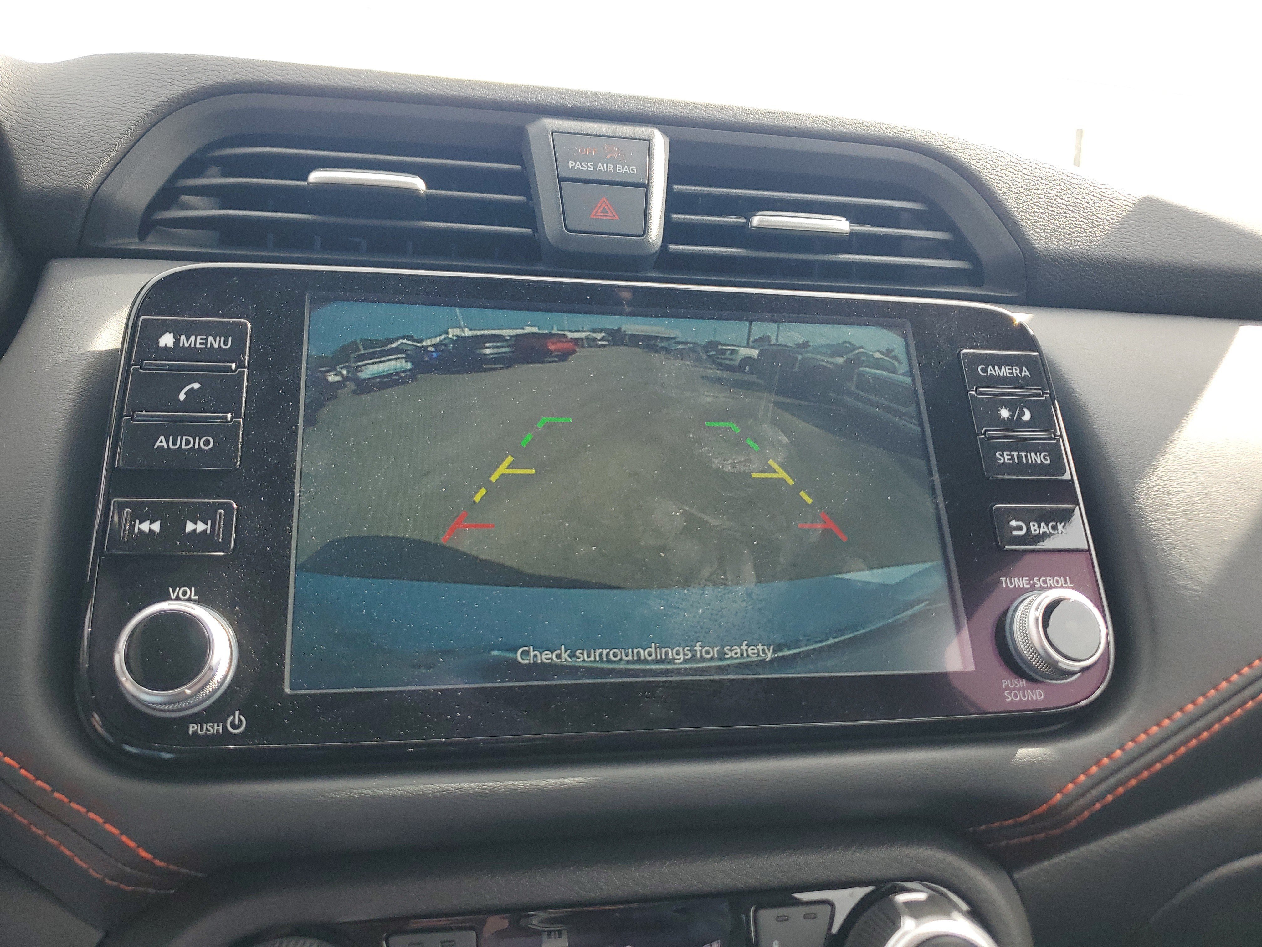 Used 2025 Nissan Versa SR w/ Trunk Package FWD image 8