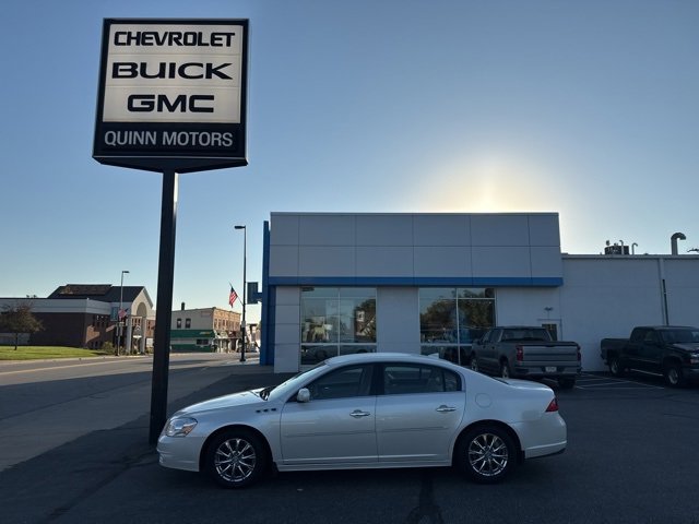 Used 2011 Buick Lucerne CXL image 2