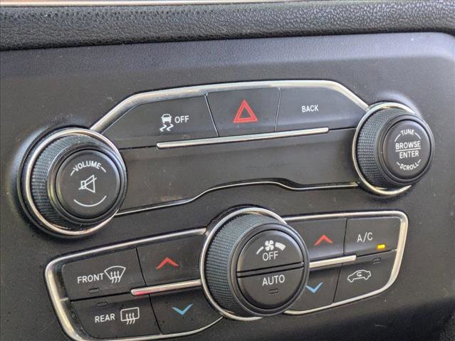 Used 2016 Dodge Charger SXT image 8