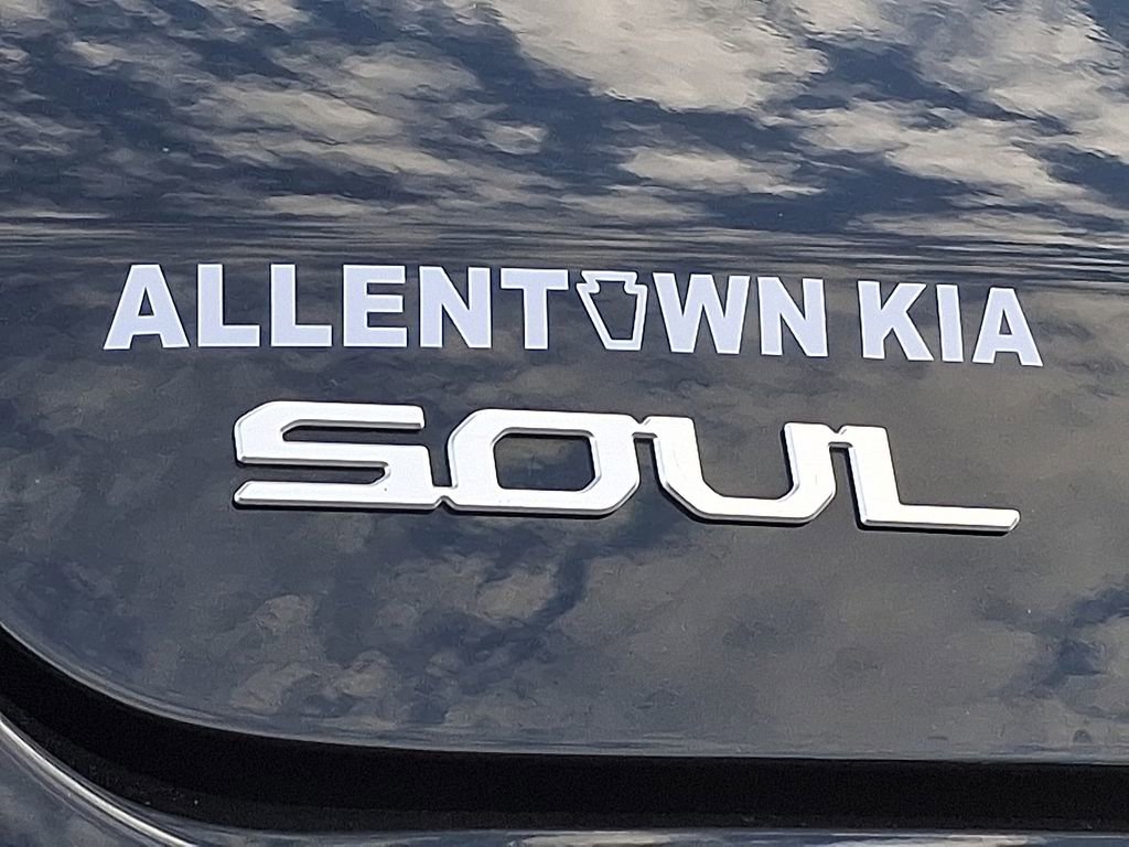 Certified 2023 Kia Soul GT-Line image 29