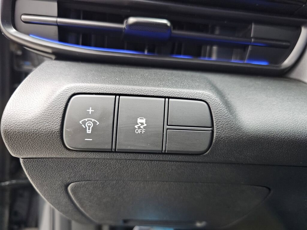 Used 2025 Hyundai Elantra N Line FWD image 28
