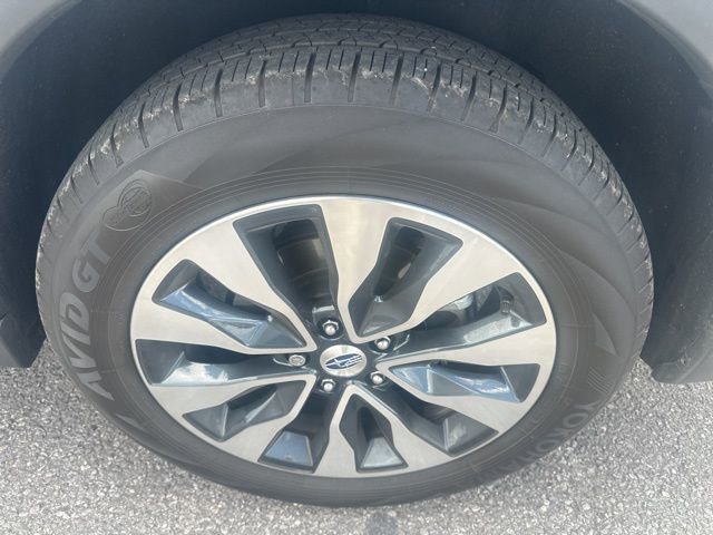 Used 2025 Subaru Outback Touring image 10