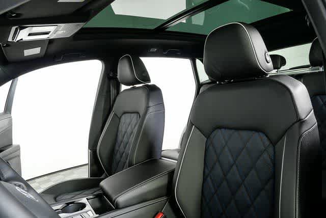 New 2026 Volkswagen Atlas Cross Sport SEL Premium R-Line AWD/4WD image 6