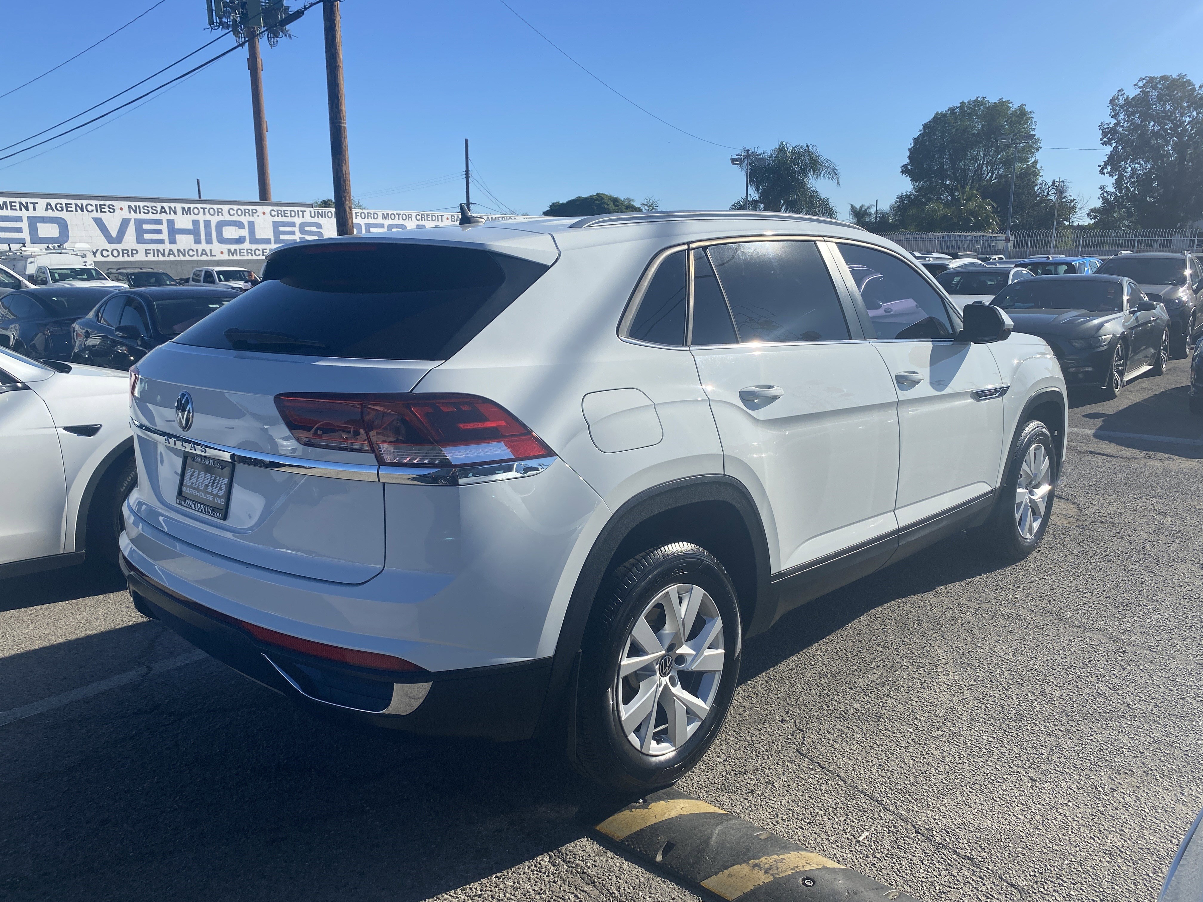 Used 2020 Volkswagen Atlas Cross Sport S image 8