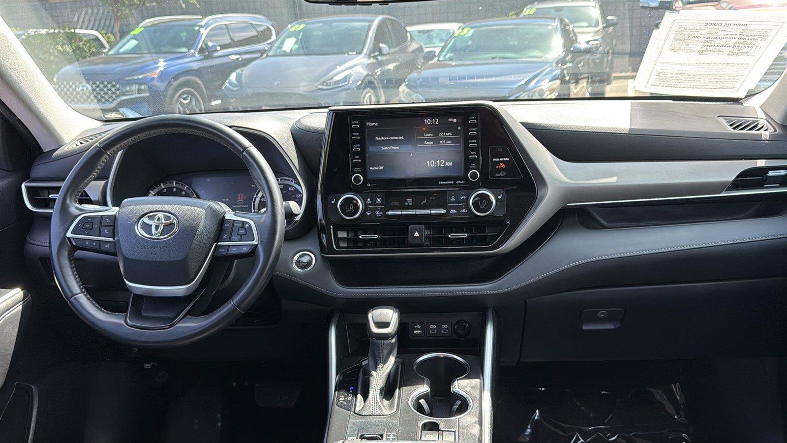 Used 2022 Toyota Highlander XLE FWD image 6