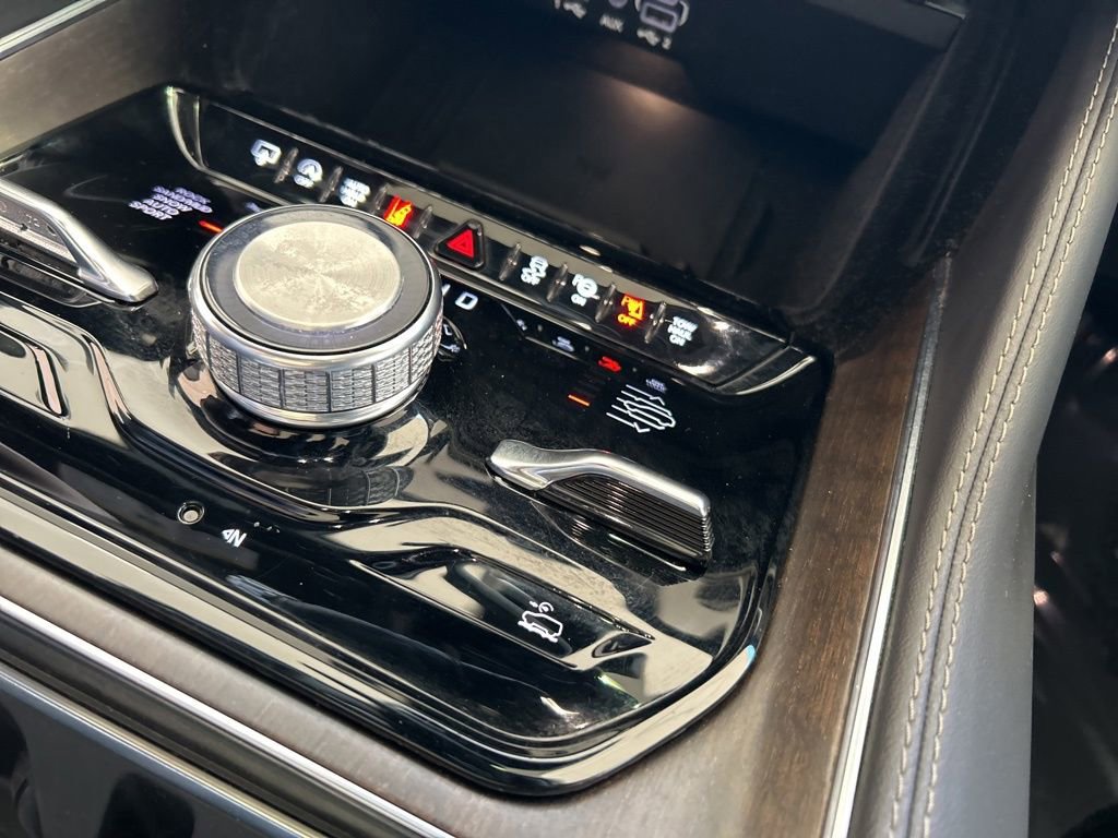 Used 2024 Jeep Grand Wagoneer L 4WD image 63