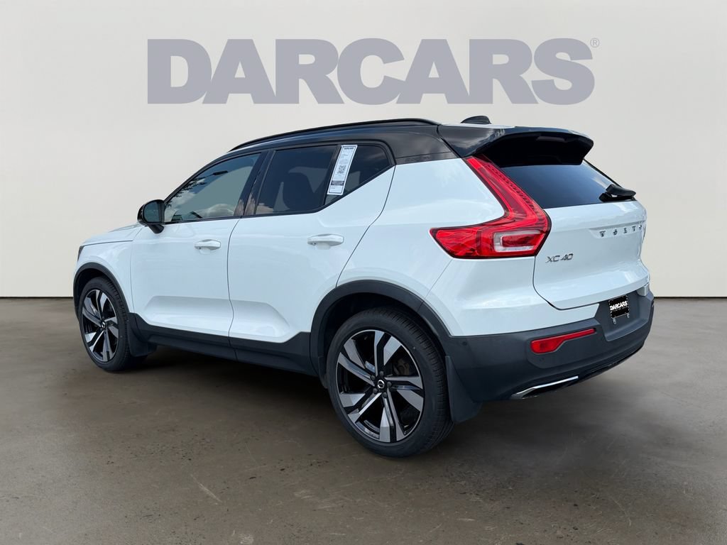 Used 2020 Volvo XC40 T5 R-Design w/ Protection Package Premier AWD/4WD image 5