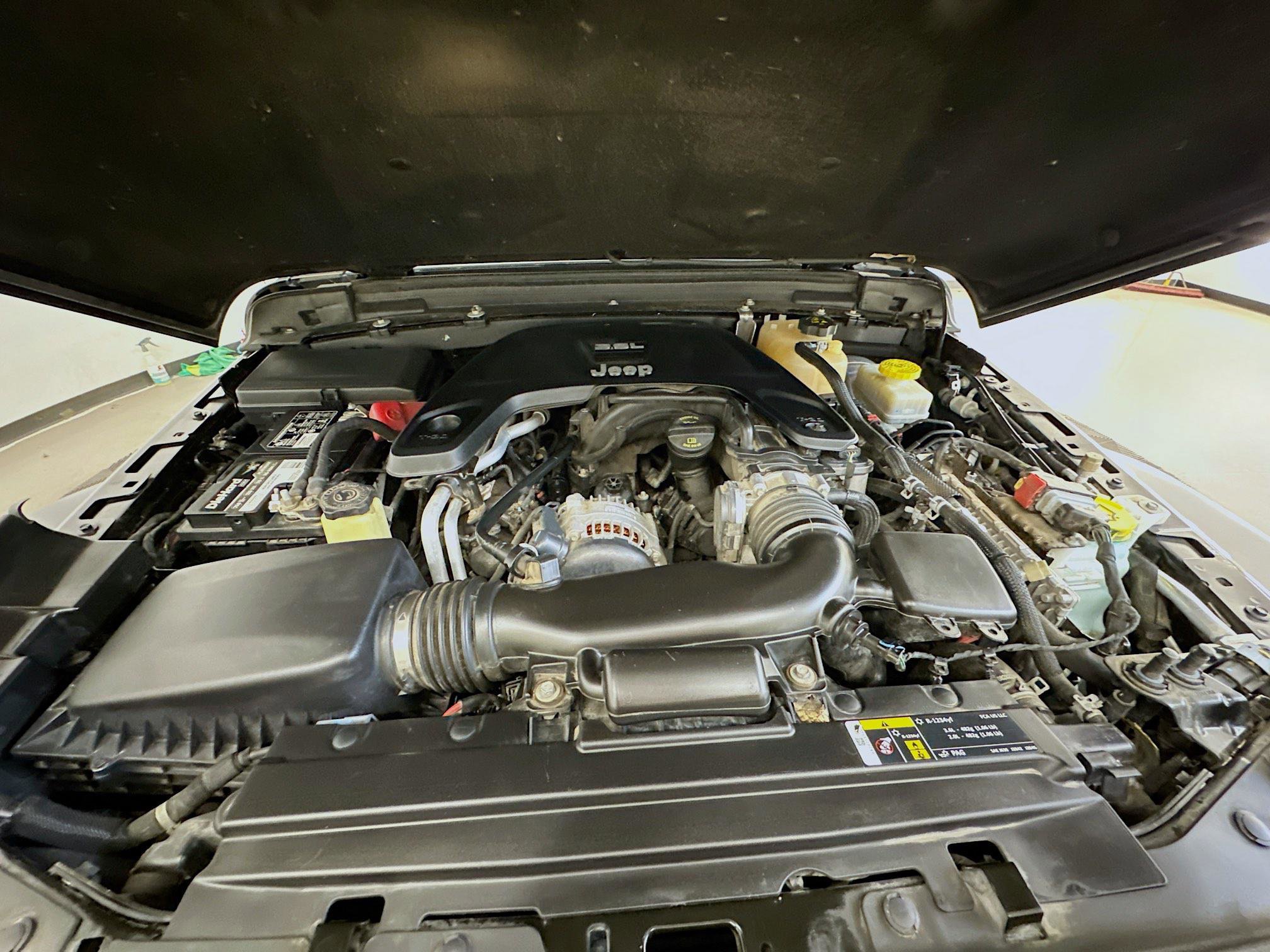 Used 2018 Jeep Wrangler Unlimited Sport S image 33