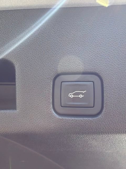 Used 2026 GMC Acadia Elevation w/ Elevation Premium Package AWD/4WD image 31