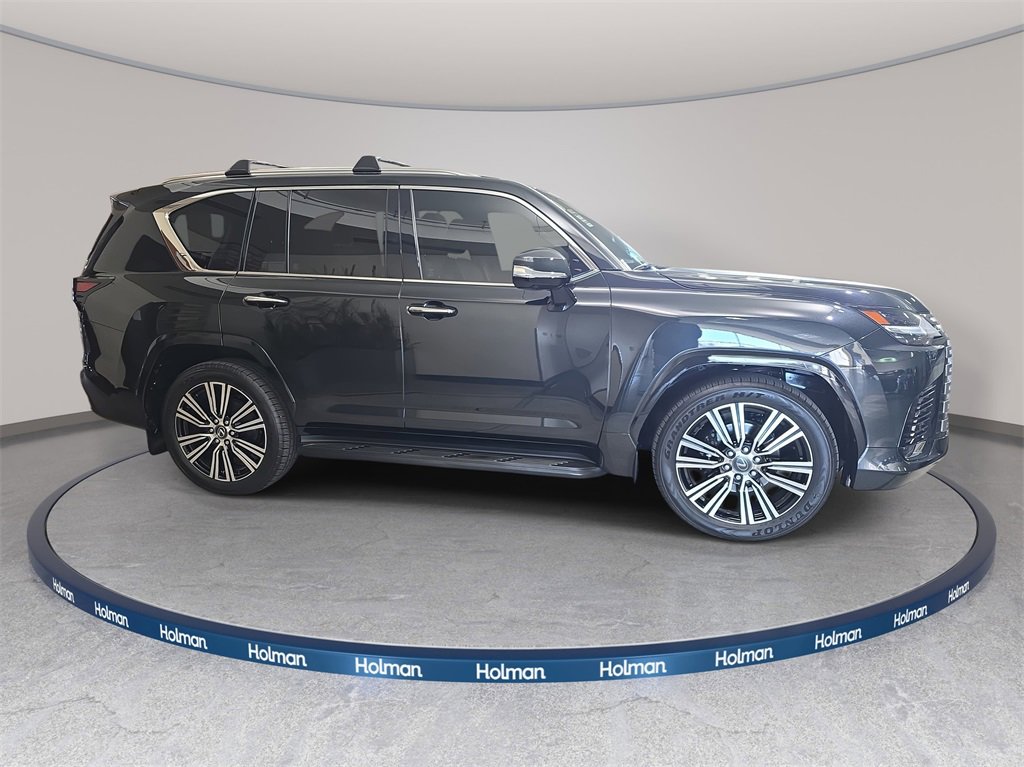 Certified 2025 Lexus LX 600 4WD w/ Luxury Package image 5