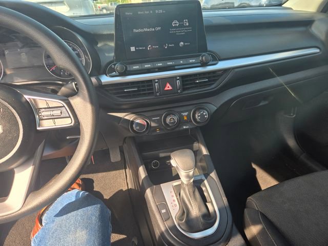 Used 2024 Kia Forte LXS FWD image 2