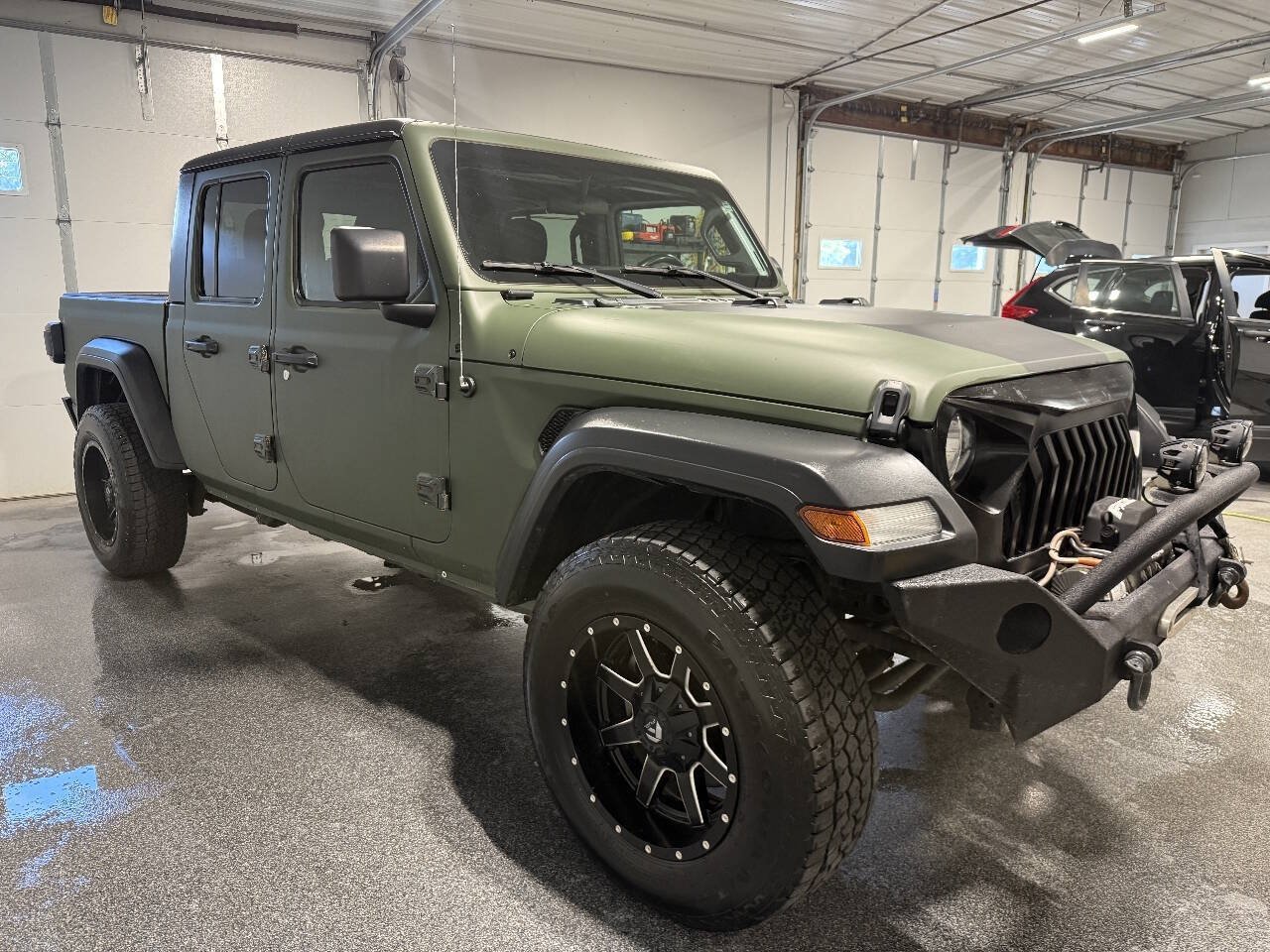 Used 2020 Jeep Gladiator Sport w/ Quick Order Package 24S AWD/4WD image 5