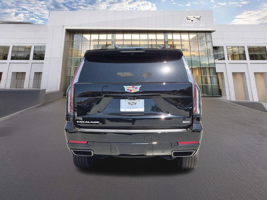 New 2026 Cadillac Escalade Sport AWD/4WD image 4