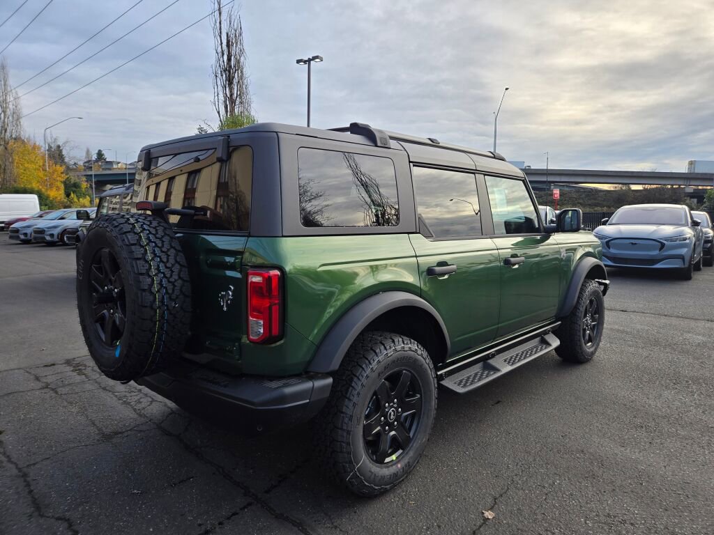 New 2025 Ford Bronco Big Bend w/ Black Diamond Package image 5